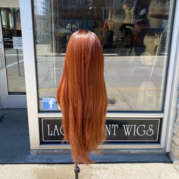 Long Beautiful Ombré Lace Front Wig!! - Picture 3 of 7